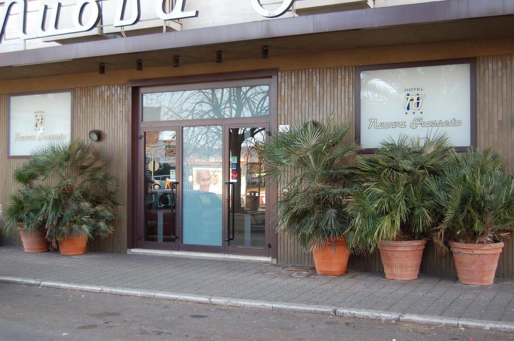 诺娃格罗塞托酒店 外观 照片